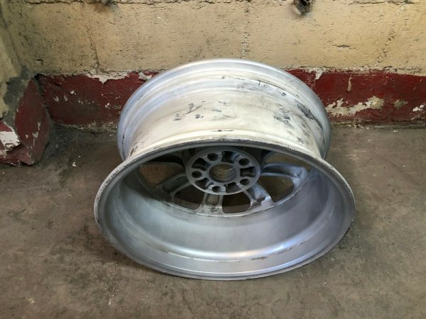 Genuine Toyota 18"x 7.5" Silver Alloy Wheel - Image 6